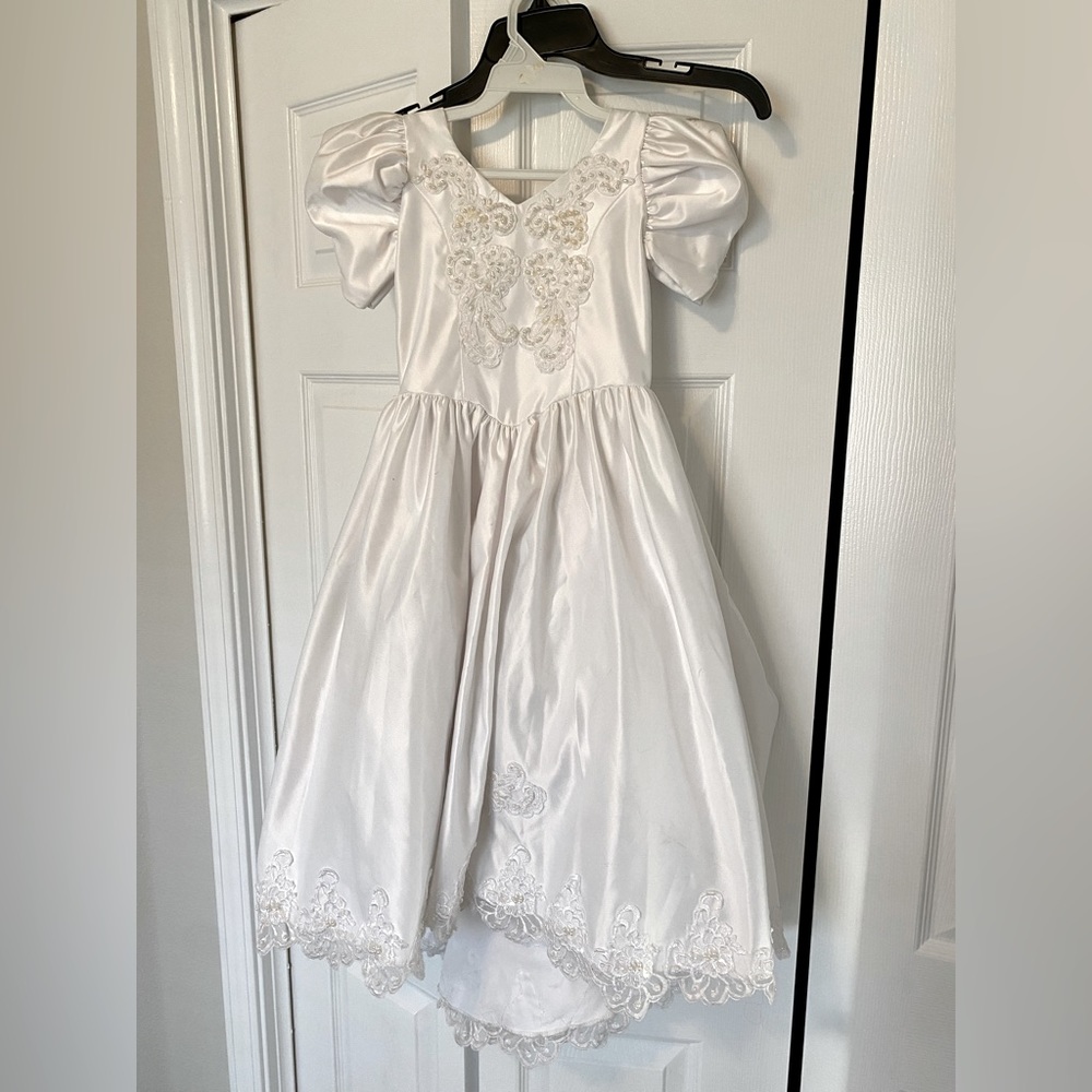 Love Me Girls’ Formal White Dress